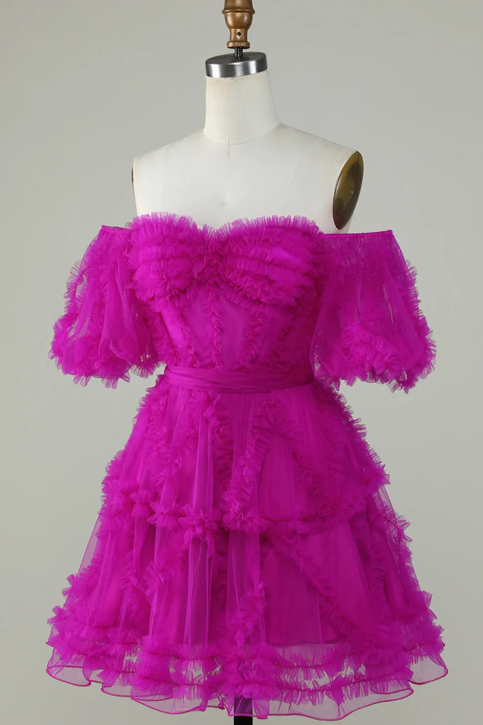 Bonito uma linha fora do ombro rosa tule Homecoming Dress