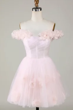 Bonito uma linha fora do ombro rosa curto homecoming vestido com flores