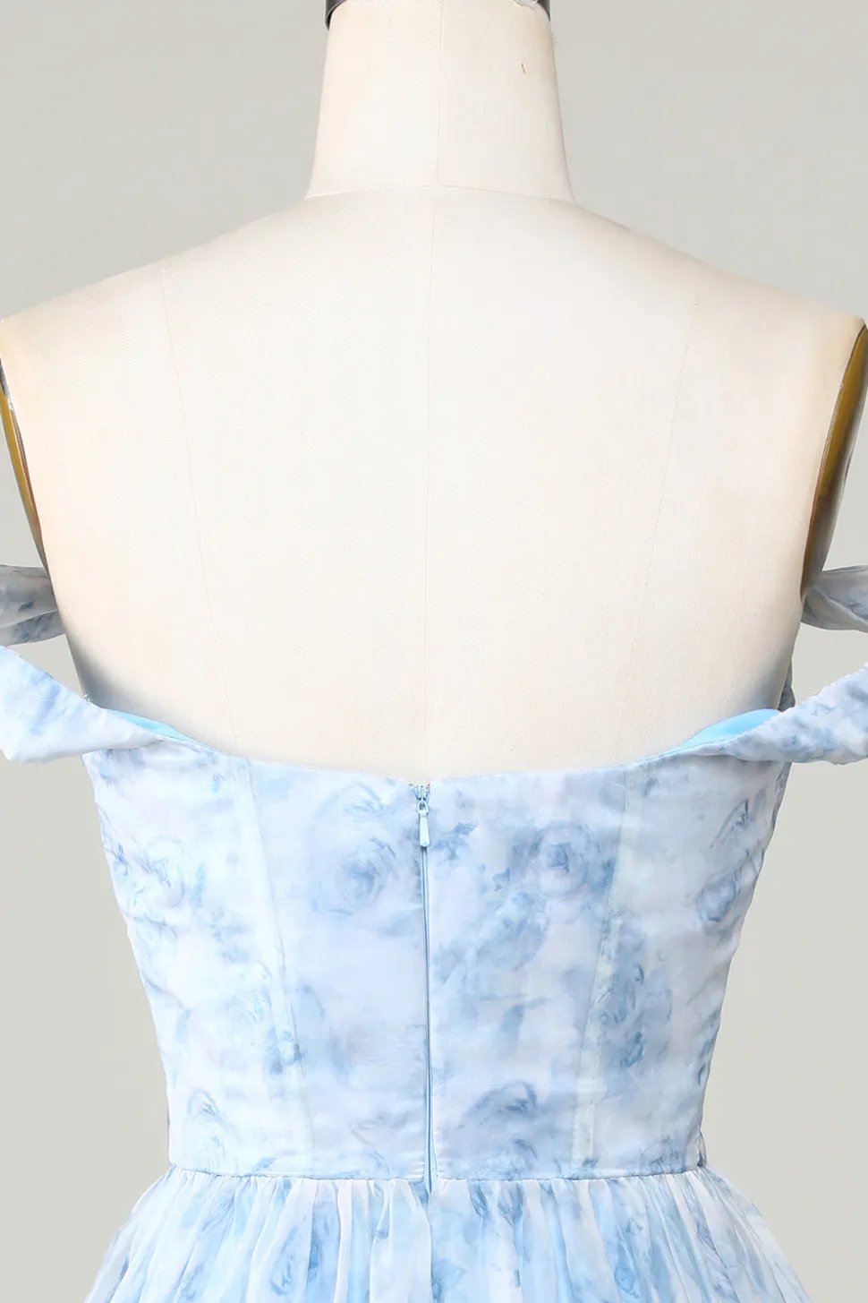 Bonito uma linha fora do ombro azul estampado vestido curto Homecoming com babados