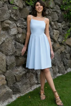 Bonito uma linha spaghetti alças de verão vestido de verão