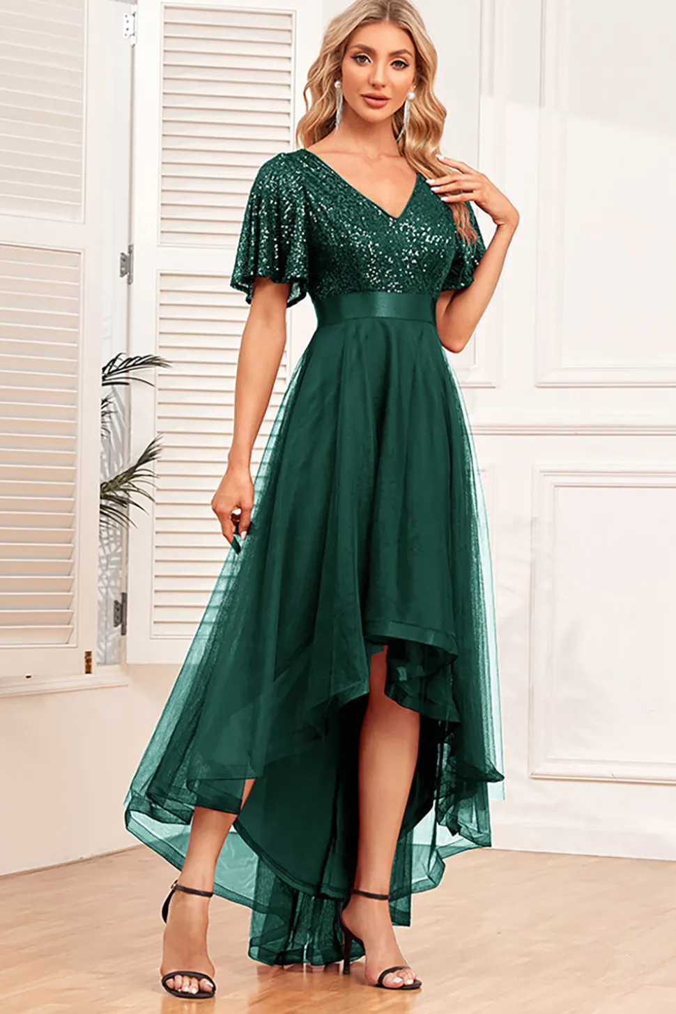 Borgonha A-Line V Pescoço mangas curtas alto baixo vestido de baile