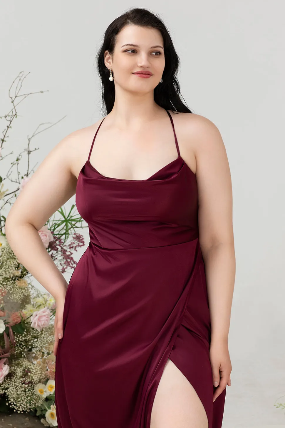 Borgonha Cetim Halter Vestido de Dama de Honor
