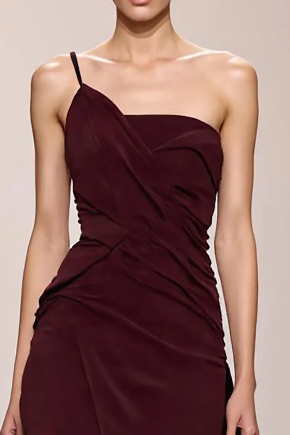 Borgonha cetim sereia longo vestido de noite com fenda