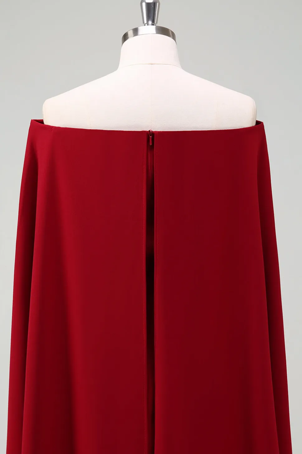 Borgonha fora do ombro bodycon vestido de cocktail com mangas de capa