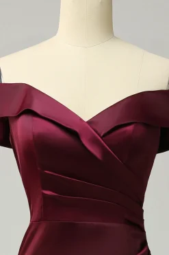 Borgonha Fora do Ombro Vestido de Dama de Honor
