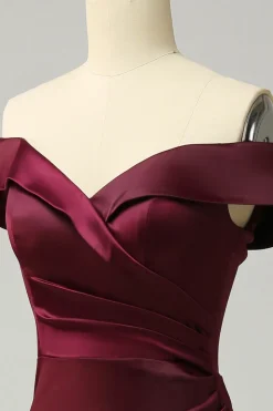 Borgonha Fora do Ombro Vestido de Dama de Honor