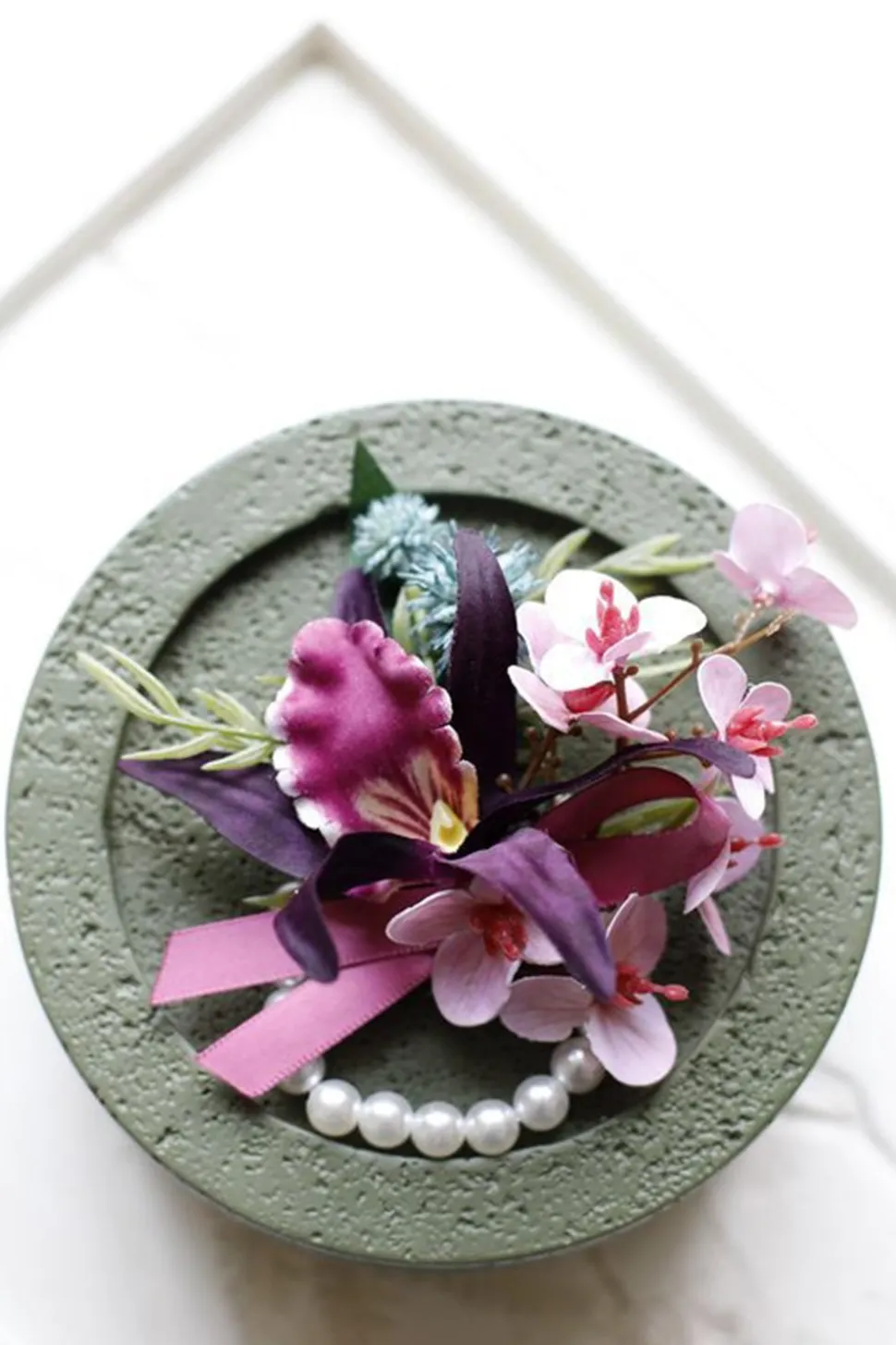 Borgonha Prom Corsage de Pulso e Boutonniere Masculino com Pérolas