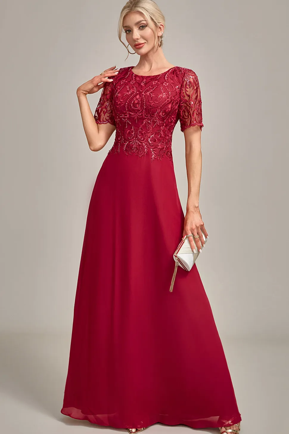 Borgonha Uma linha de pescoço redondo lantejoulas mãe do vestido de noiva com apliques
