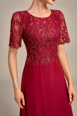 Borgonha Uma linha de pescoço redondo lantejoulas mãe do vestido de noiva com apliques