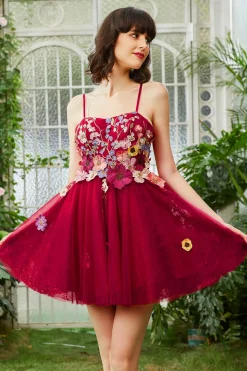 Borgonha Uma linha espaguete alças Homecoming vestido com flores 3D