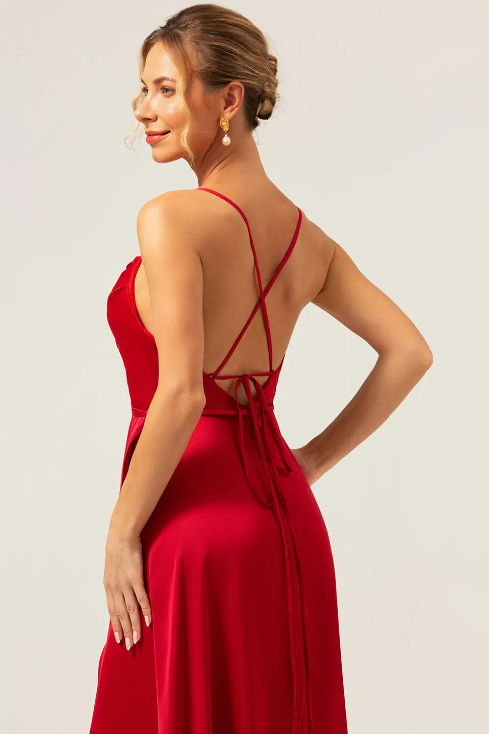 Borgonha Uma Linha Esparguete Correias Backless Cetim Long Vestido Madrinha com Fenda