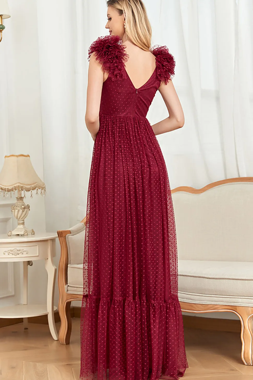 Borgonha Uma Linha V Pescoço Mangas Tull Prom Dress