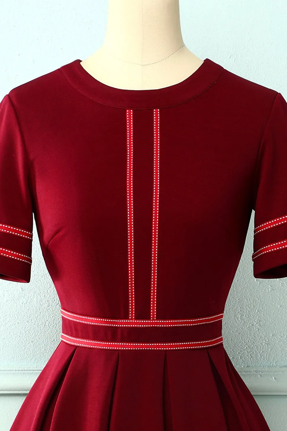 Borgonha Vintage vestido de mangas curtas