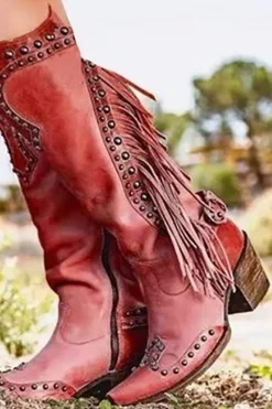 Botas Vermelhas Escuras com Franjas Médias