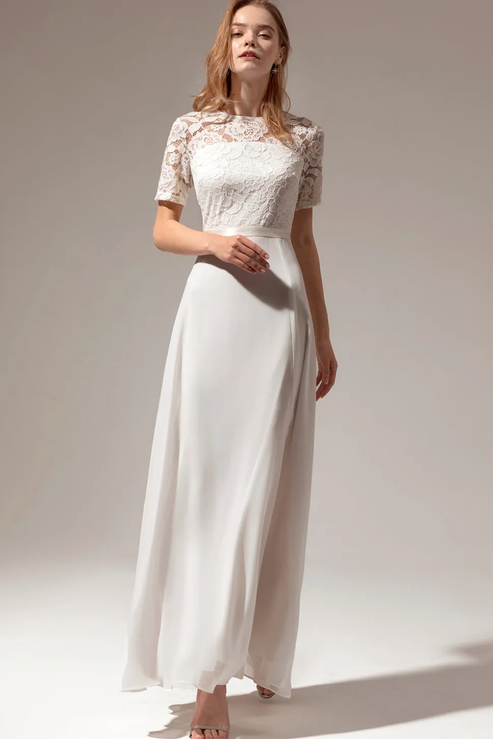 Branca A linha de Vestidos De Cerimonia