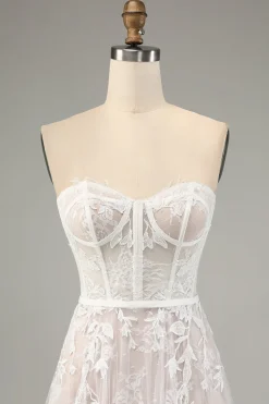 Branco A Line Sweetheart Sweep Train Corset Vestido de Noiva com Applique Lace