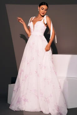 Branco A-Line Floral Long Prom Dress