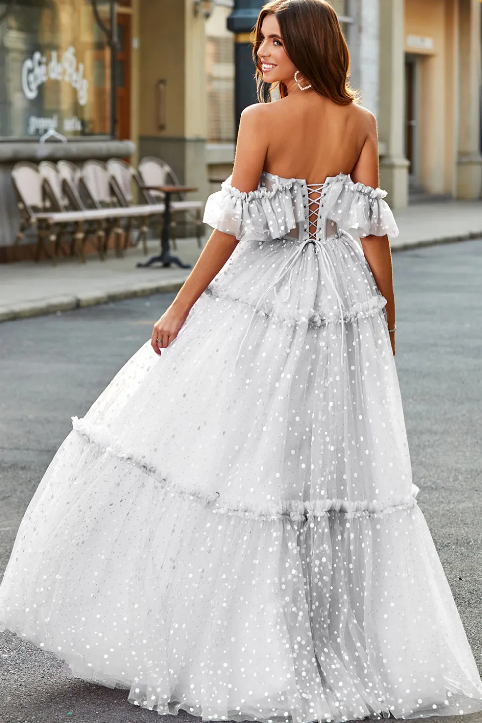 branco fora do ombro espartilho bolinhas longo vestido de baile