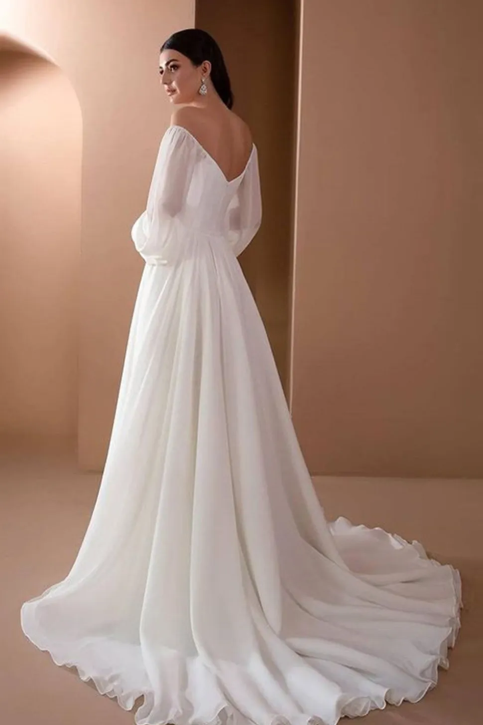 Branco fora do ombro mangas compridas A-line vestido de festa de casamento