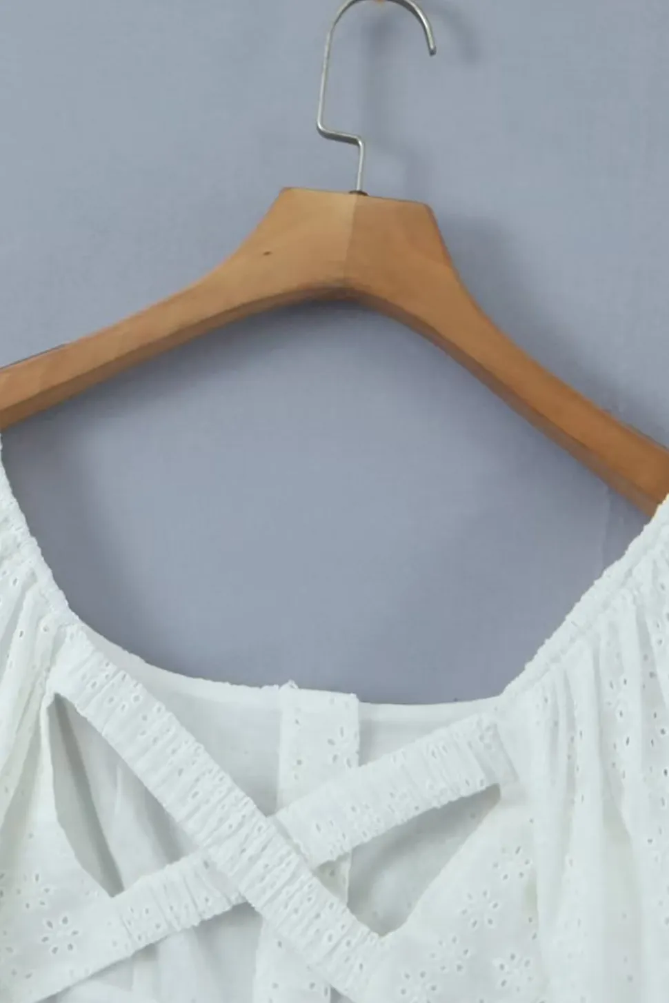 Branco mangas compridas curto vestido de formatura