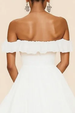 Branco Off The Shoulder A Line Ruffles Vestido de Formatura