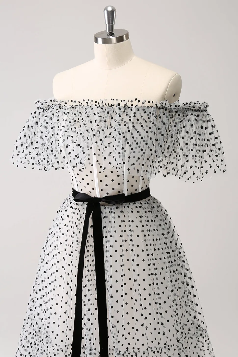 Branco Preto A-Line Dot Off-the-Shoulder Prom Dress