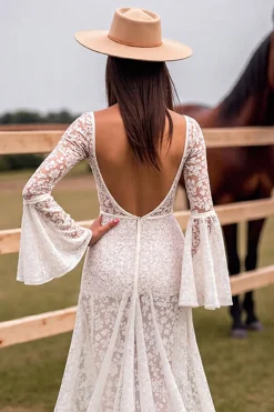 Branco Renda Decote em V Sweep/Brush Trem Vestido de Noiva Boho com Fenda