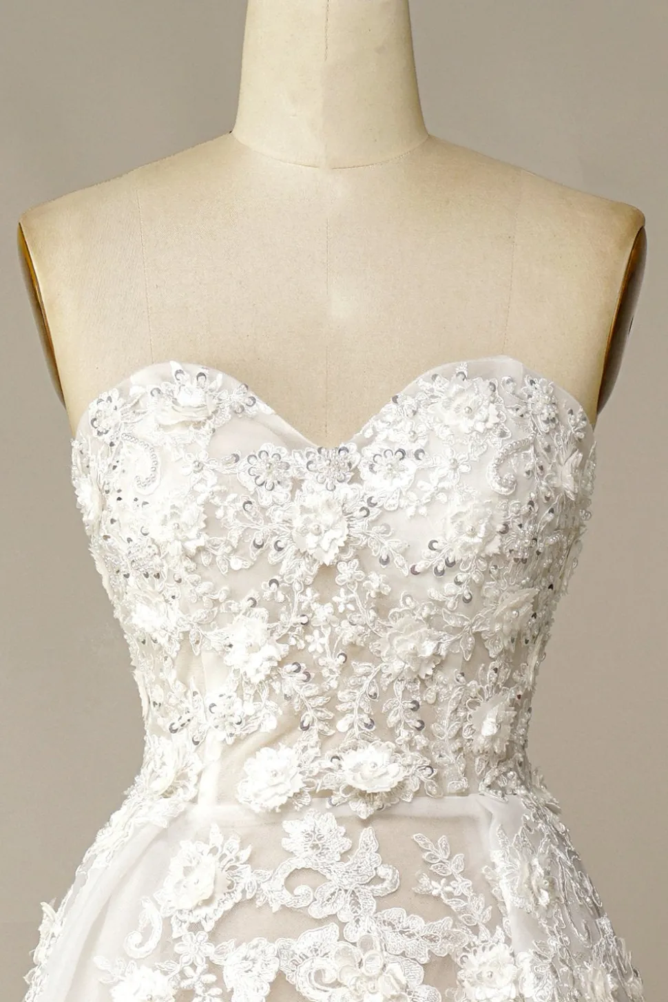 Branco Sem Alças Linha-A Vestido de Noiva com Apliques