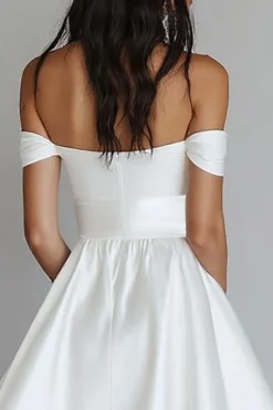 Branco Uma linha fora do ombro vestido de formatura