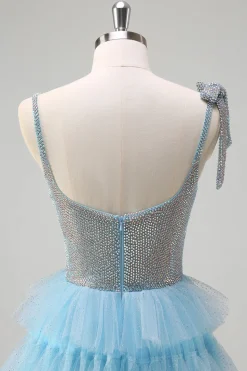 Brilhante azul claro A-Line babado vestido de baile com fenda