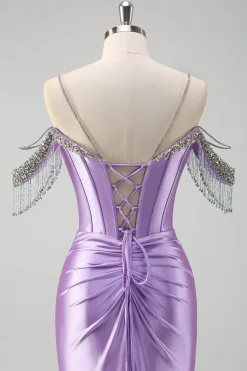 Brilhante Lilás Sereia Ombro Frio Tassels Cetim Frisado Frisado Vestido de Baile de Formatura com Fenda