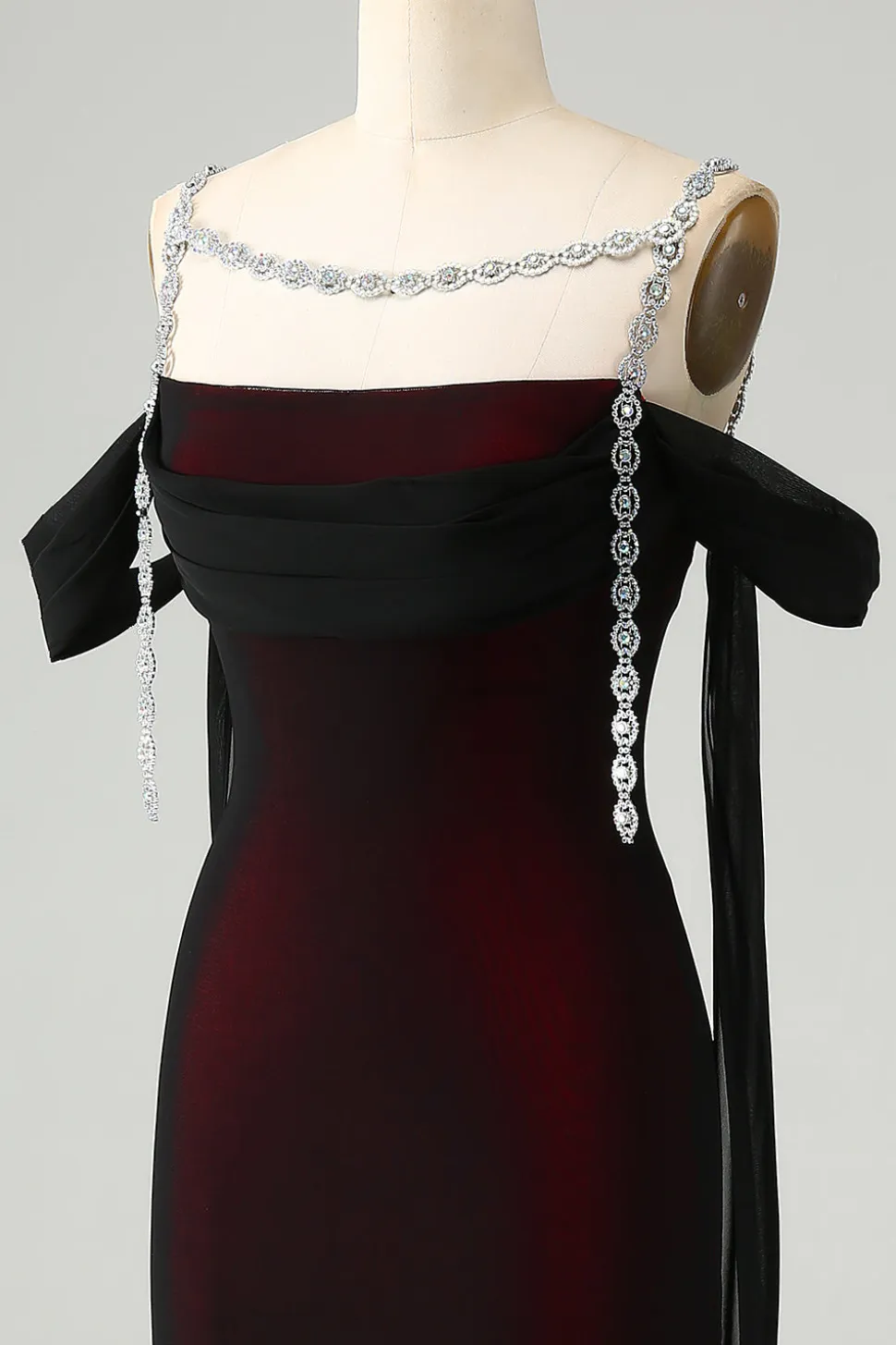 Brilhante Preto Sereia Vermelho Ombro Frio Vestido de Dama de Honra Longo