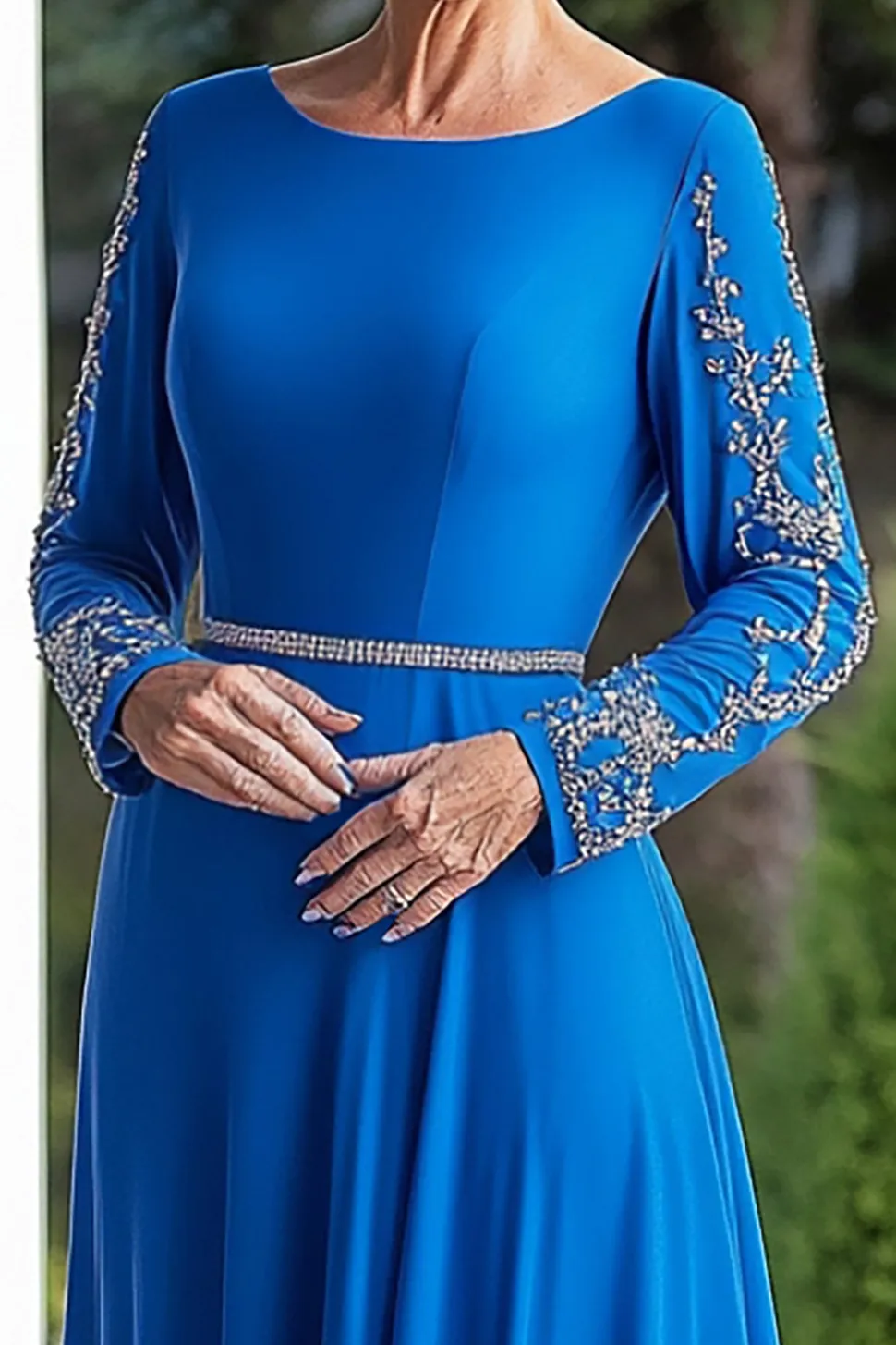 Brilhante Royal Blue A-Line frisado mangas compridas mãe do vestido da noiva