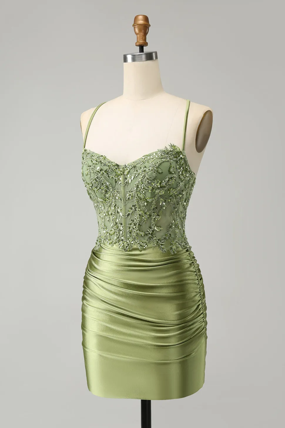 Brilhantemente Verde Luz Apertado Esparguete Correias Homecoming Vestido com Apliques