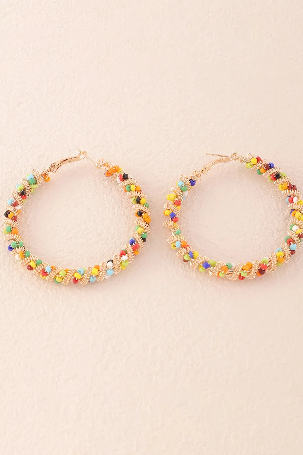 Brincos coloridos loop boho estilo