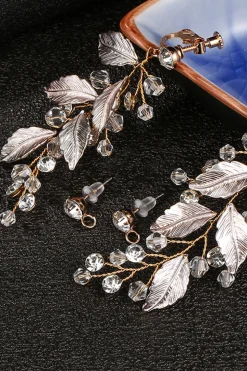 Brincos de gota de folhas douradas