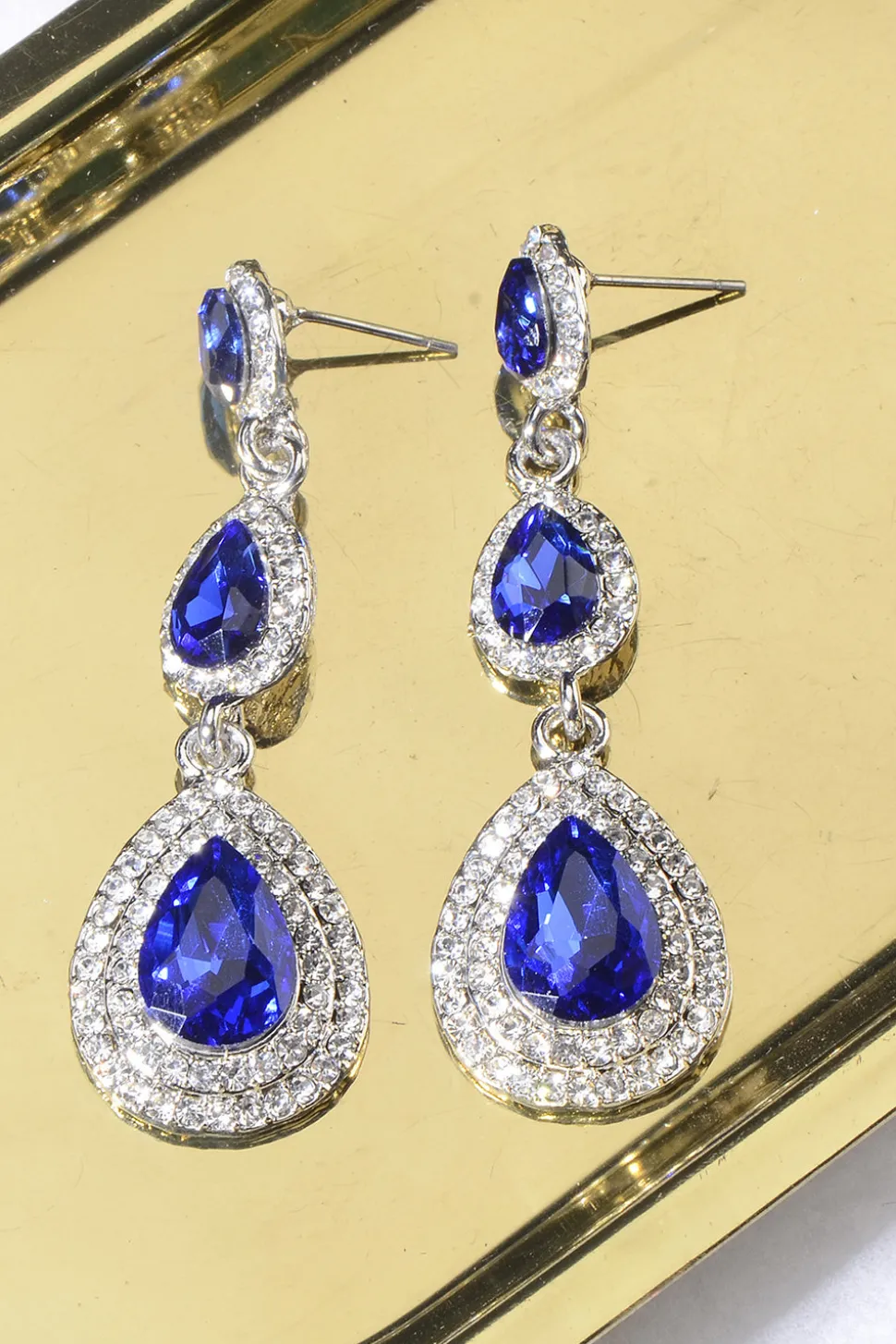 Brincos de strass verde escuro
