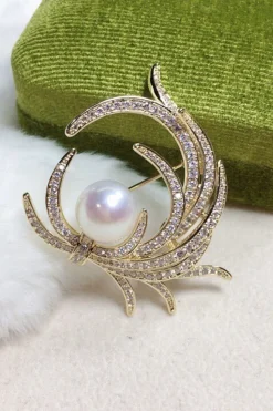 Broche Branco Rhinestone & Pearls