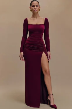 Burgundy Bainha Veludo Mangas Longas Vestido Formal com Fenda
