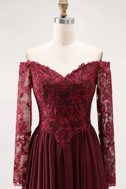 Cabernet Uma Linha Strapless Mãe do Vestido de Noiva com Renda