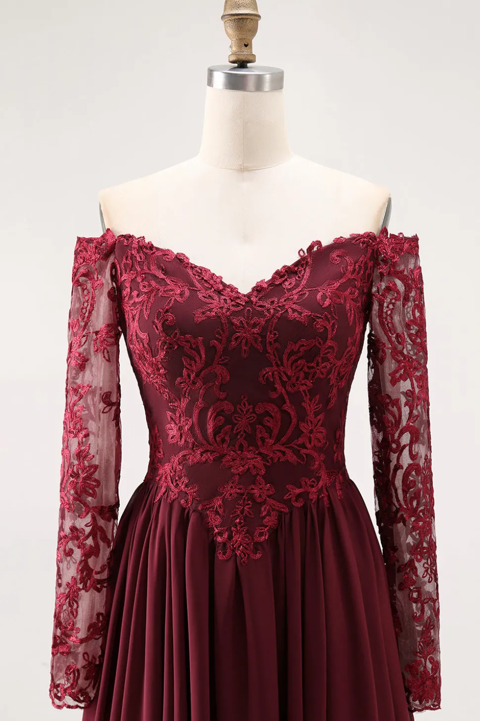 Cabernet Uma Linha Strapless Mãe do Vestido de Noiva com Renda