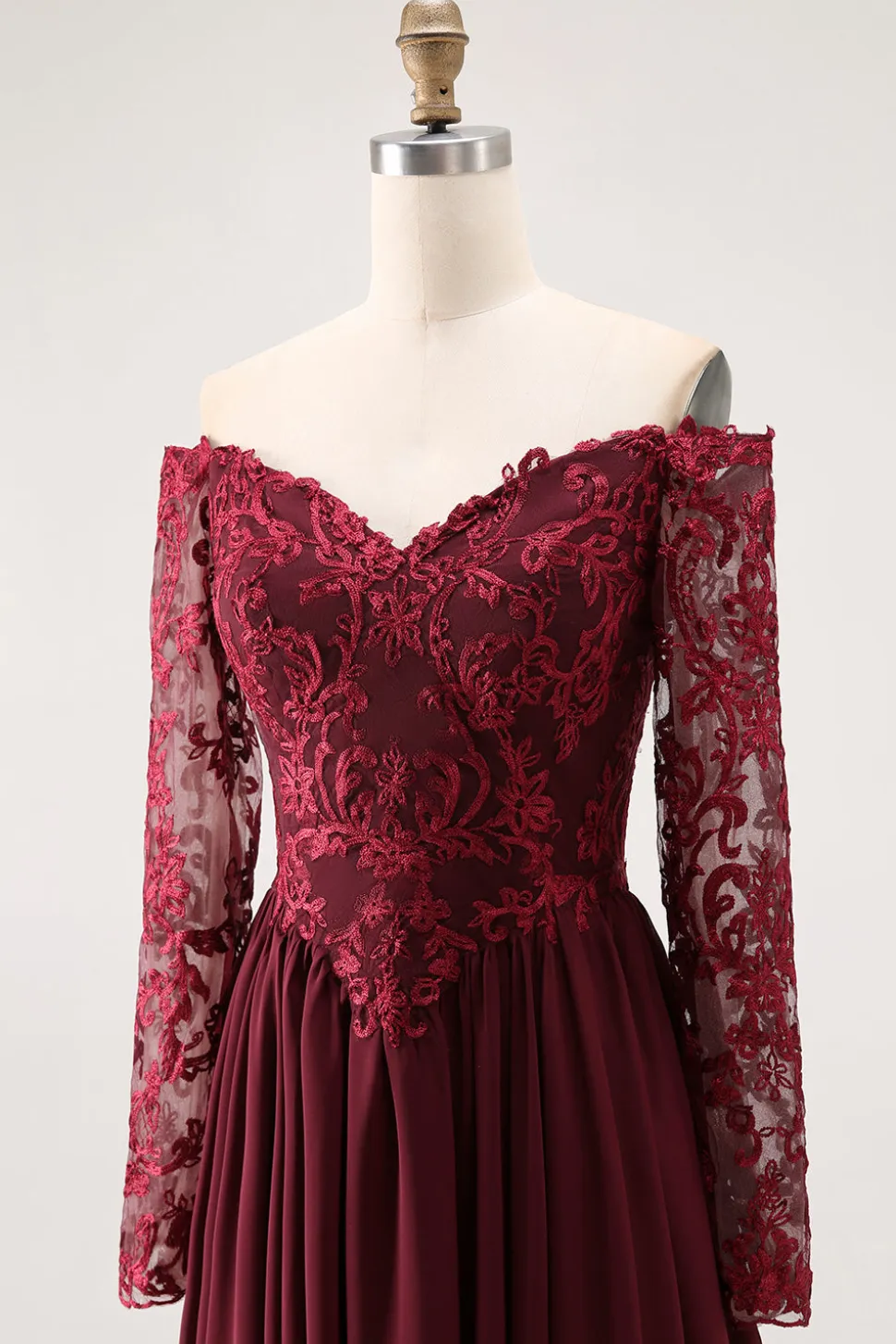 Cabernet Uma Linha Strapless Mãe do Vestido de Noiva com Renda