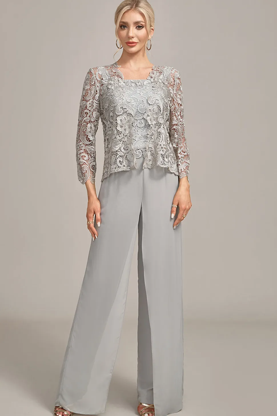 Calça Chiffon Prateada e Top de Renda Mãe da Noiva Wide Pant Suits