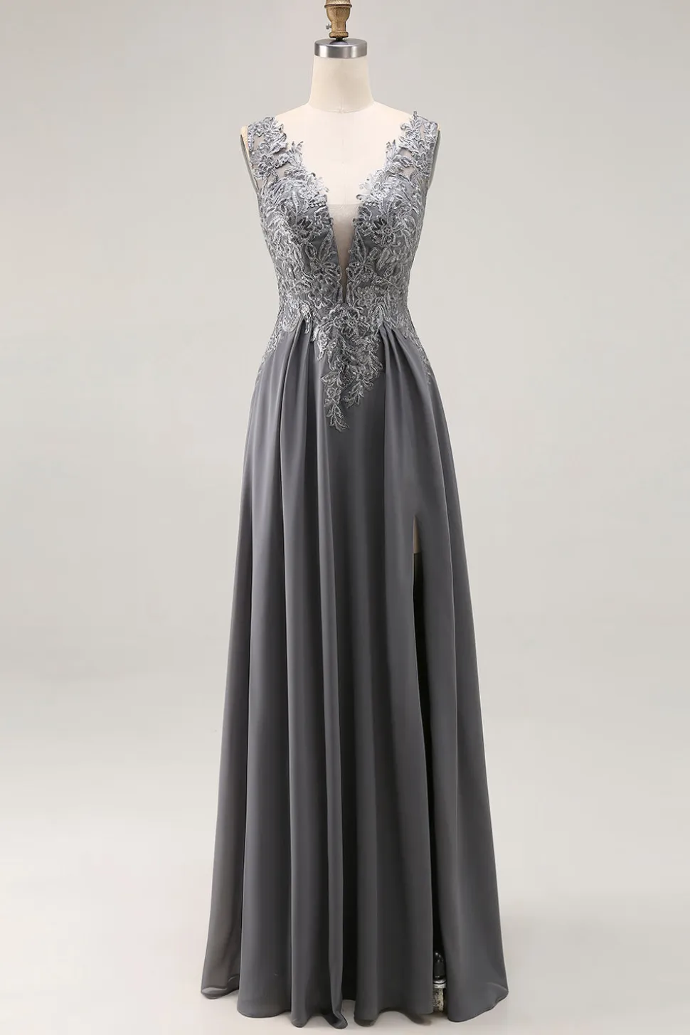 Carvão A Line V-Neck Lace Long Mother of the Bride Dress with Appliques