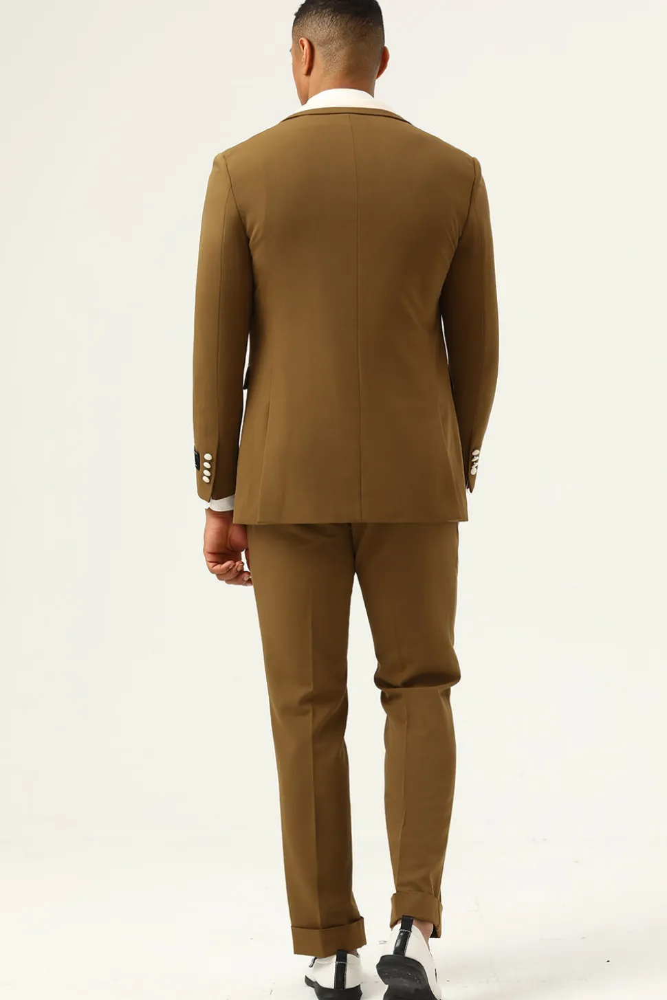 Castanho Lapela de Pico Terno Masculino