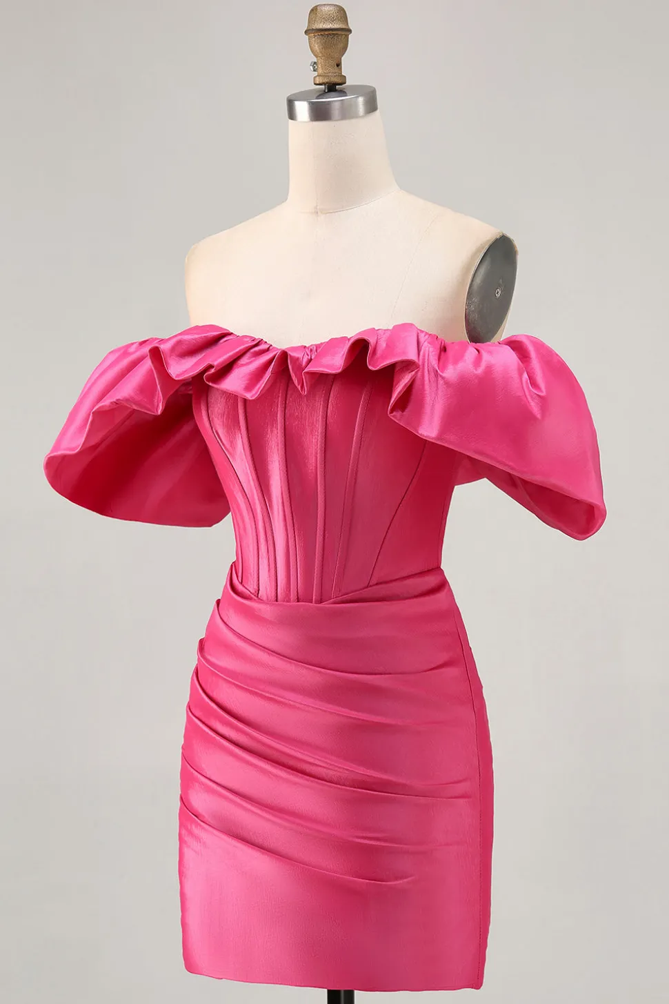 Cetim fora do ombro Fuchsia babado apertado Homecoming Dress