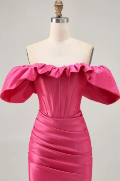 Cetim fora do ombro Fuchsia babado apertado Homecoming Dress