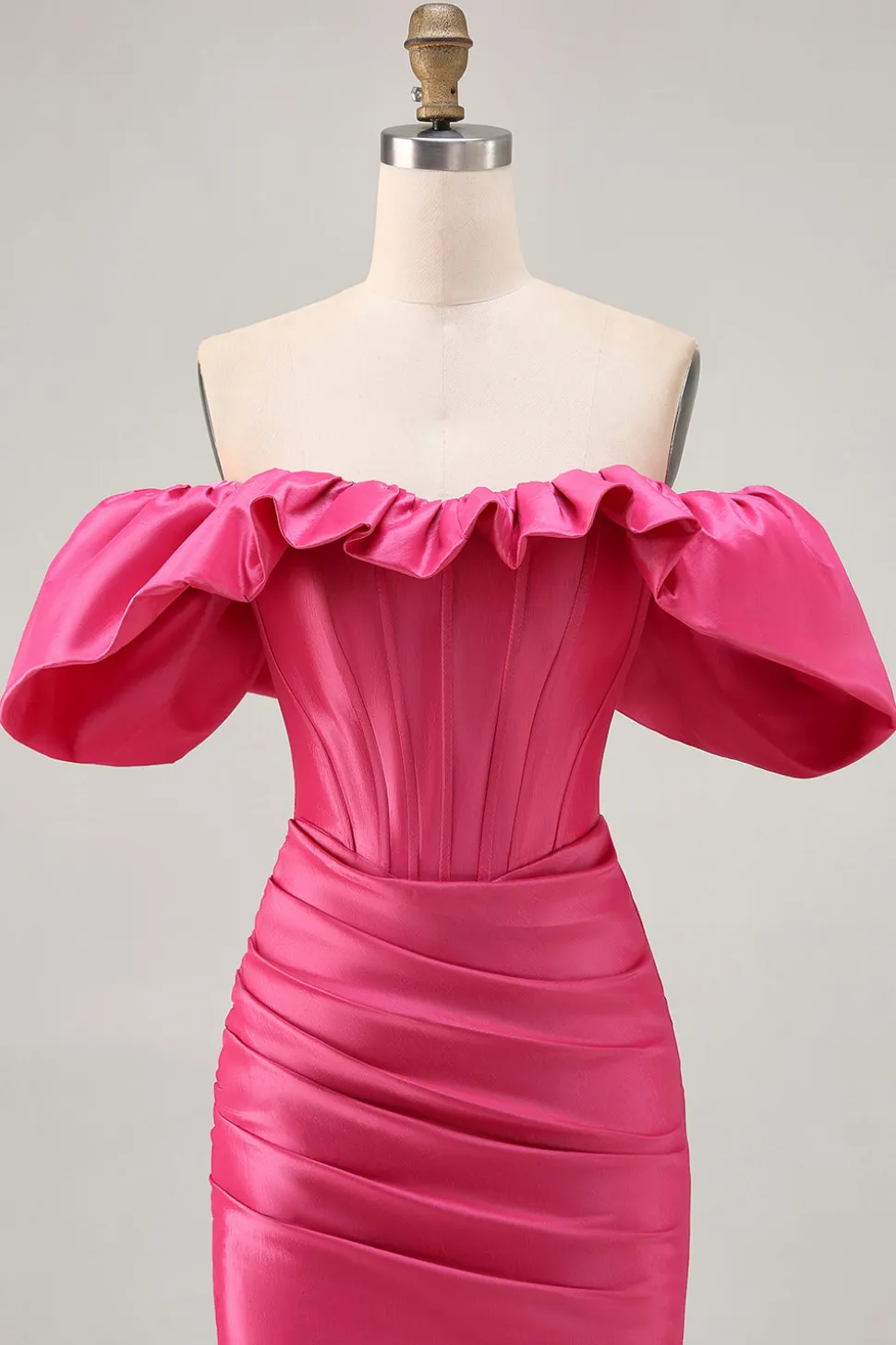 Cetim fora do ombro Fuchsia babado apertado Homecoming Dress