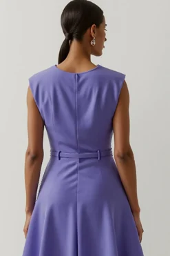 Cetim roxo Uma linha de chá comprimento semi formal vestido com flor 3D