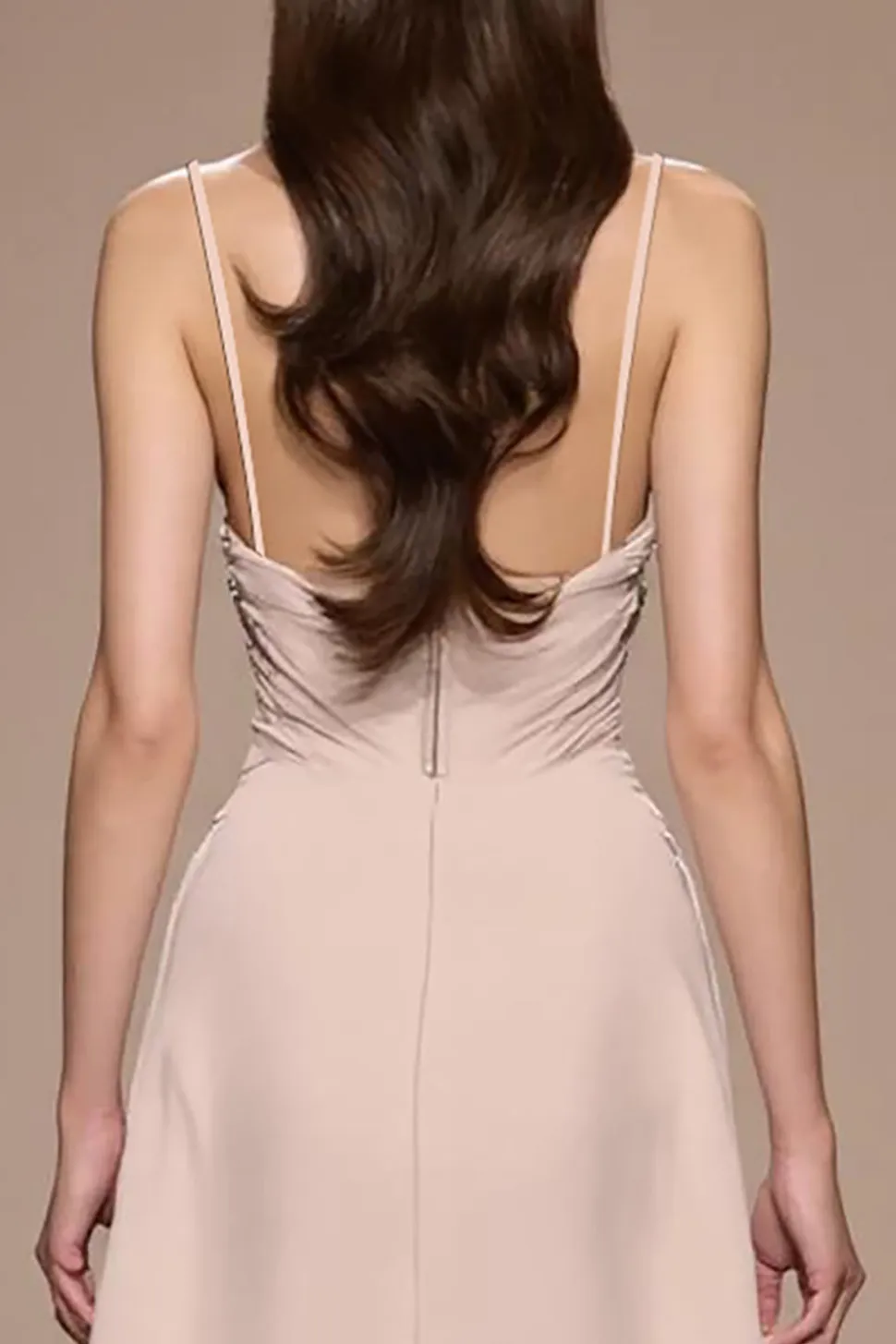 Champagne A Line Satin Ruched Maxi Vestido de Noite com Fenda